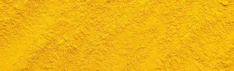 yellow turmeric powder